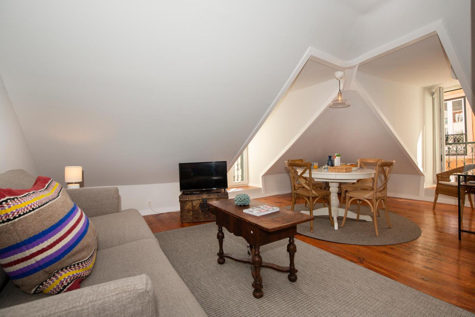 Live Like A Local @ Casa Da Esquina - Wifi & A/C Apartment Lisbon Bagian luar foto